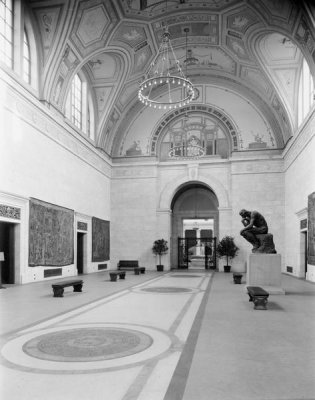 photographer unknown - The Great Hall of the Detroit Institute of Arts, Detroit, Michigan, 1927